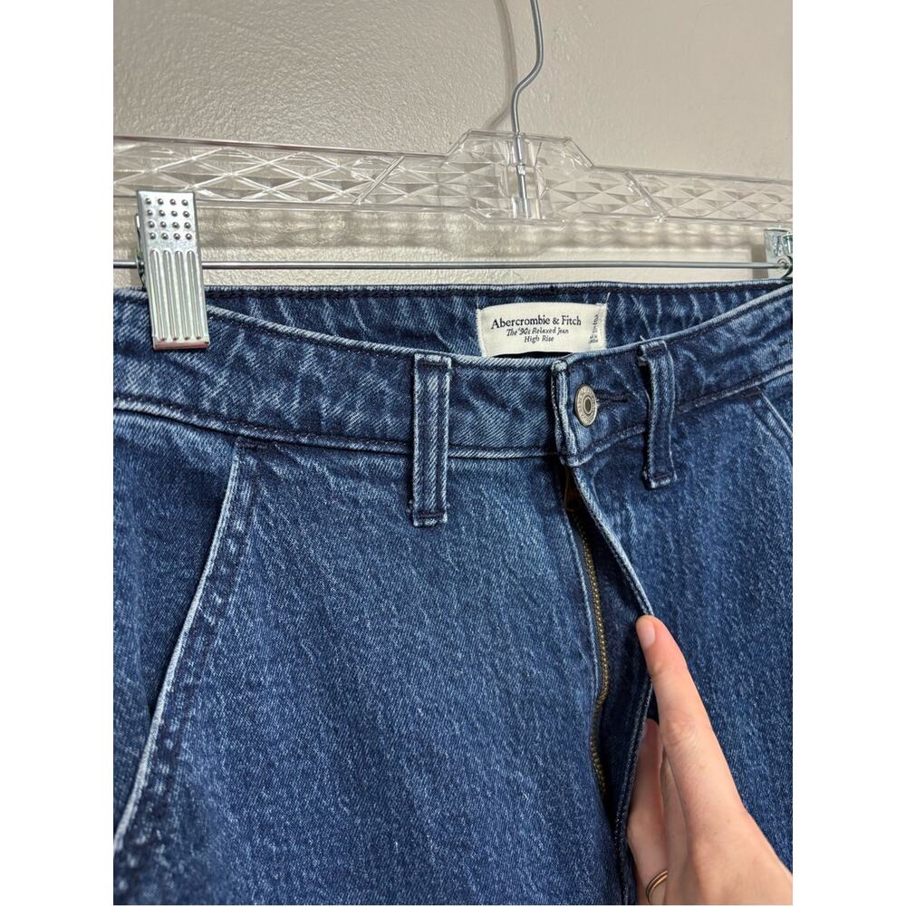 Abercrombie 90s Straight Ultra High Rise Jeans - Size 2/26 XL Curve Love - Picture 4 of 5